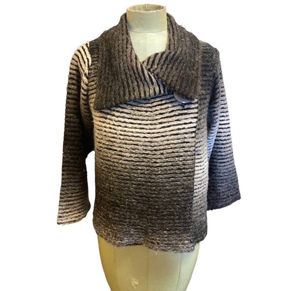 NWT AVA Women's Swing Sweater Black and Grey Size Small